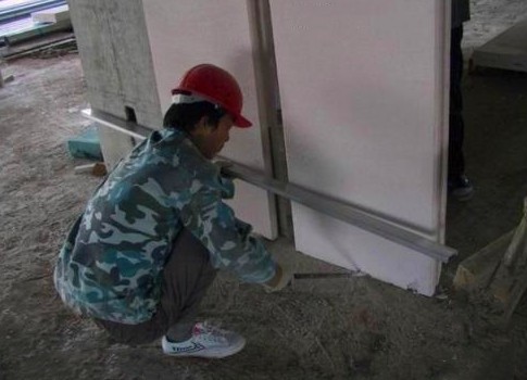 蒸壓輕質加氣混凝土墻板檢查